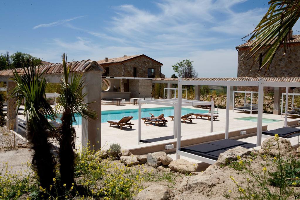 Tuscany Forever Famiglia Apartments Volterra Exterior foto