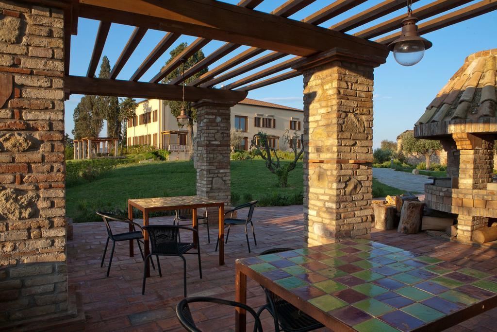 Tuscany Forever Famiglia Apartments Volterra Exterior foto