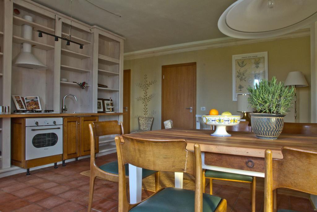 Tuscany Forever Famiglia Apartments Volterra Exterior foto
